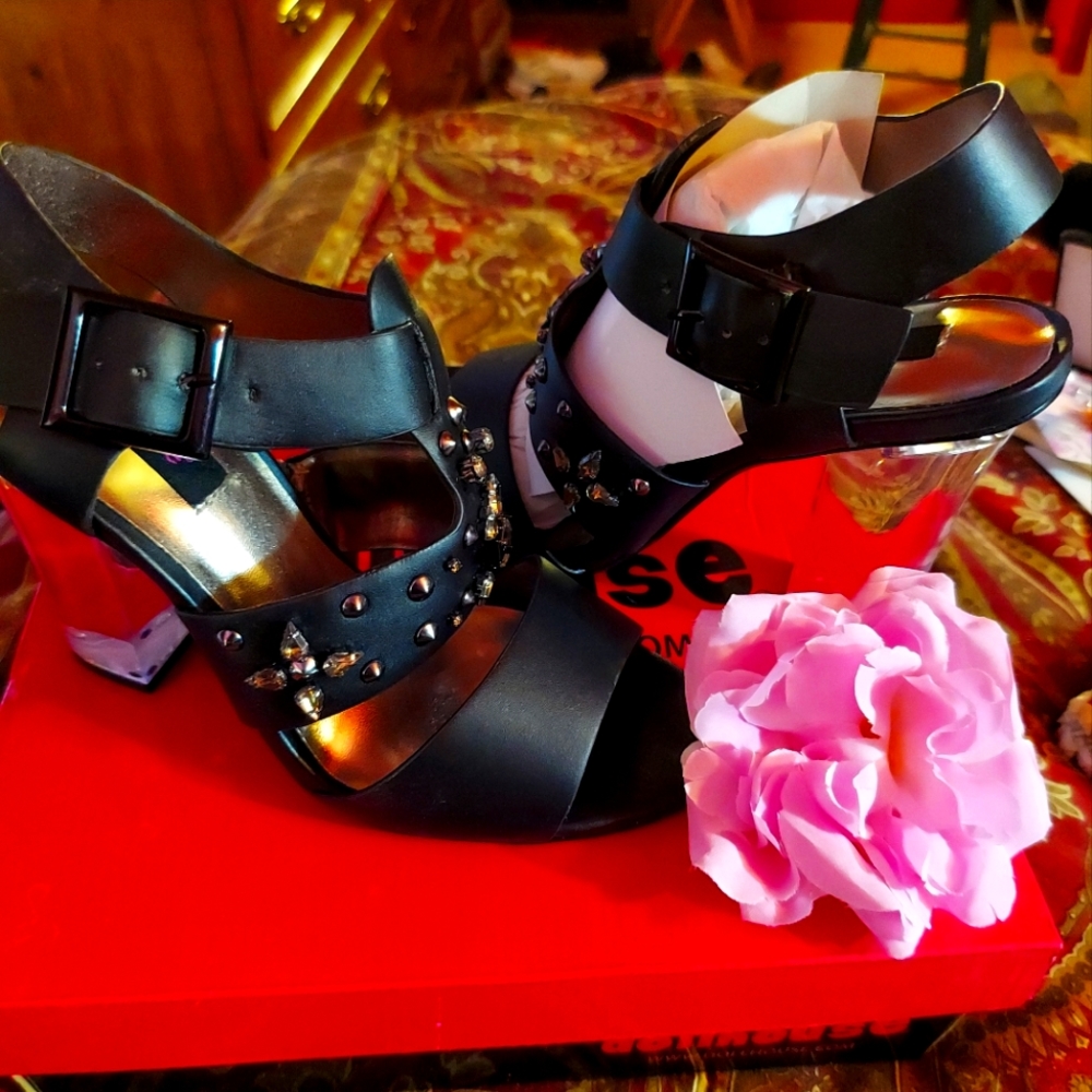 Dollhouse Gray See Through Block Heels 7.5